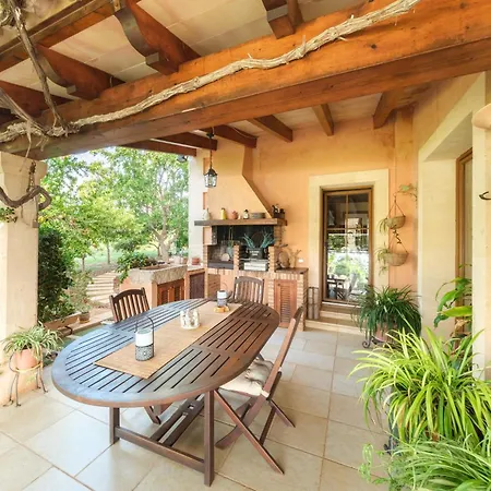 Vinya Vella Holiday home *