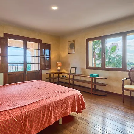 Vinya Vella Holiday home *
